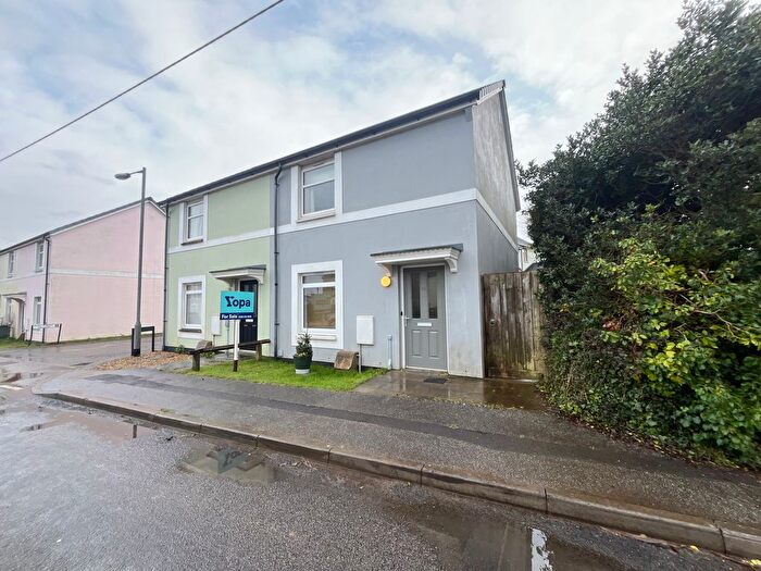 2 Bedroom Semi-Detached House For Sale In High Lanes, Hayle, TR27