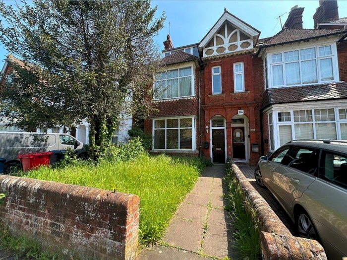 6 Bedroom House To Rent In Banbury Road, Summertown, OX2