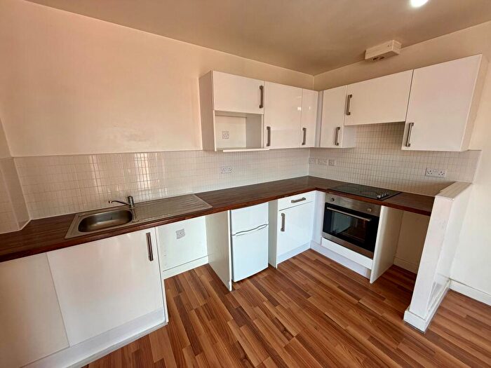 1 Bedroom Apartment To Rent In Clyde Court, LE1