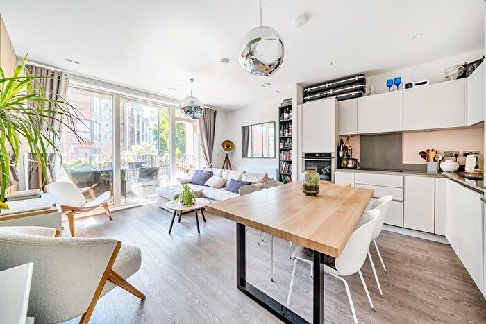 2 Bedroom Flat For Sale In Matcham House, Chiswick, London, W4