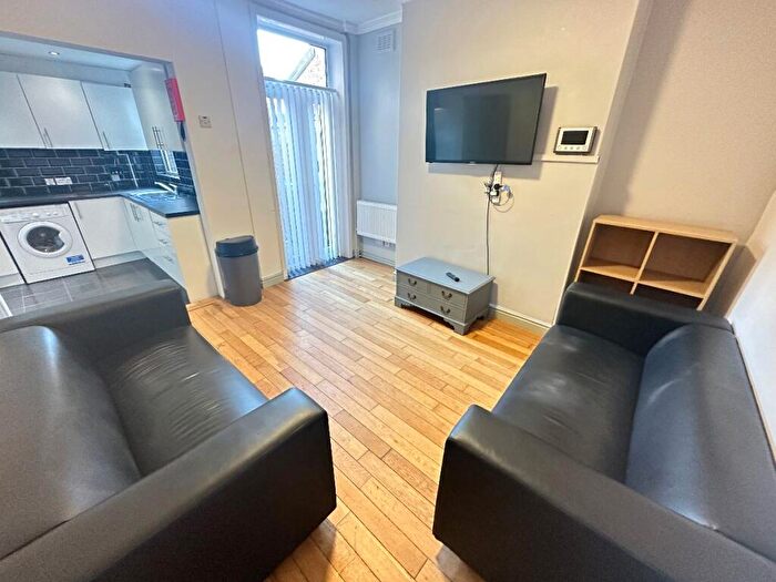 4 Bedroom Terraced House To Rent In Albany Road, Kensington, Liverpool, L7