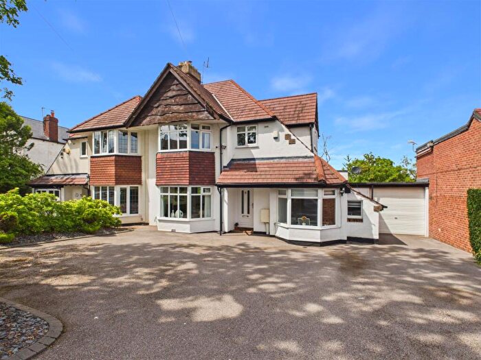 4 Bedroom Semi-Detached House For Sale In Bradway Road, Bradway, Sheffield, S17