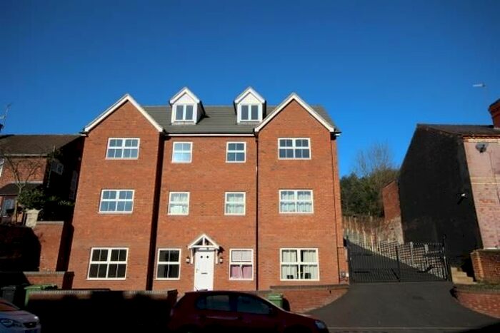 2 Bedroom Flat To Rent In Park Lane, Kidderminster, DY11