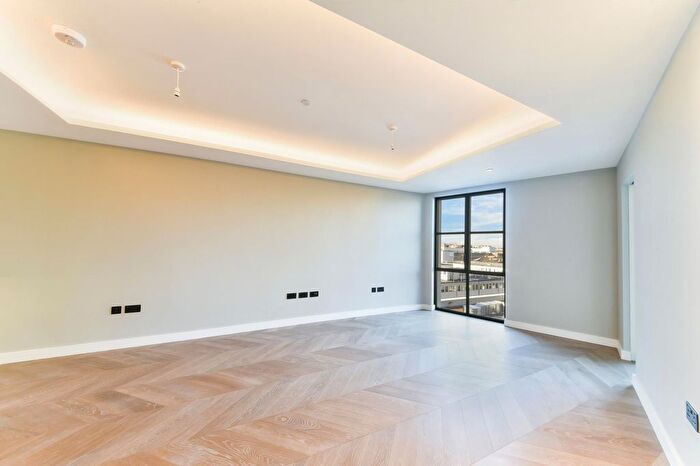 2 Bedroom Flat To Rent In Cleveland Street, Fitzrovia, London, W1T