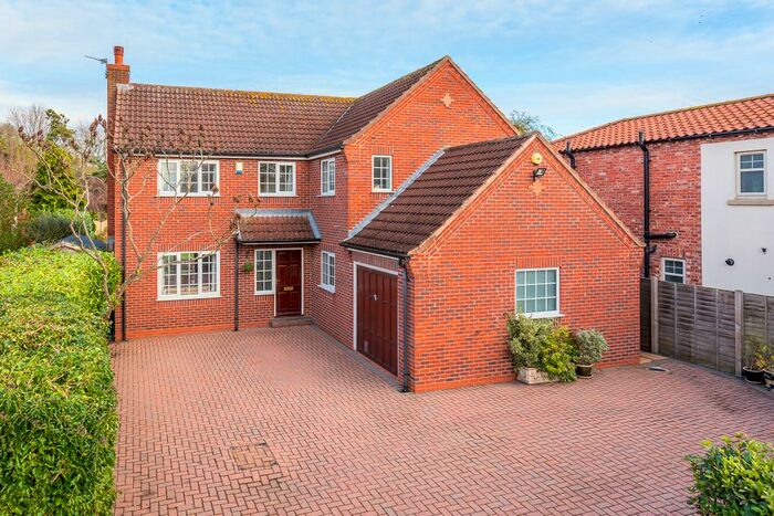 4 Bedroom Detached House For Sale In Hunters Lodge, 82 Main Street, Hayton, Retford, Nottinghamshire DN22