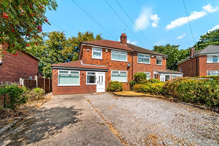3 Bedroom Property To Rent In St. Martins Road, Sale, M33