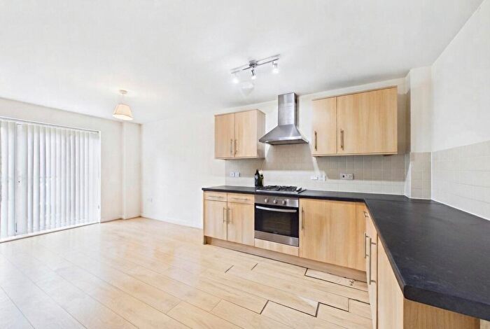 2 Bedroom Flat To Rent In Red Kite Court, Larchfield Road, Maidenhead, Berkshire, SL6