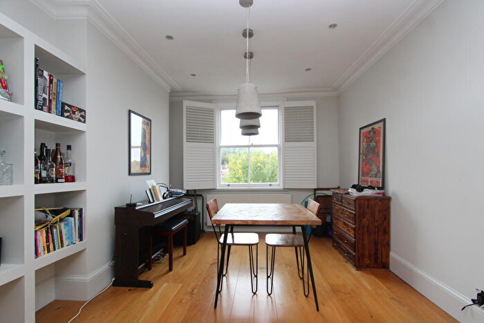 2 Bedroom Apartment To Rent In Woodland Gardens, Muswell Hill, London, N10