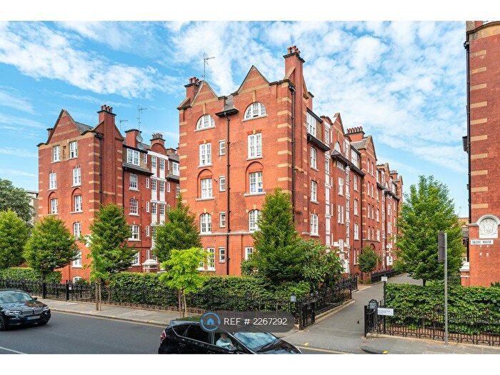 Studio To Rent In Winchester House, London, SW3