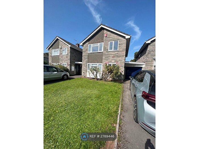 4 Bedroom Detached House To Rent In Beeches Grove, Bristol, BS4