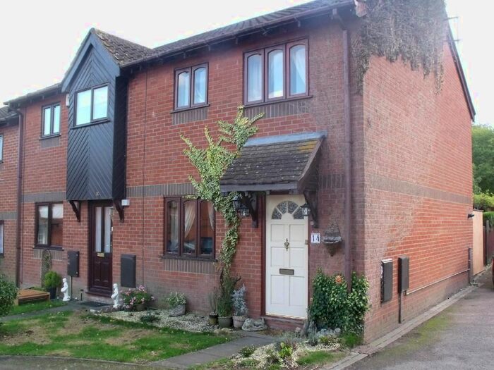 3 Bedroom End Of Terrace House To Rent In Drake Close, Hethersett, Norwich, NR9