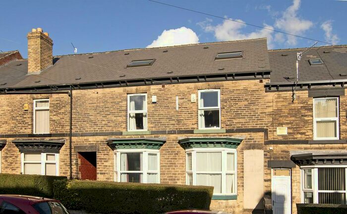 8 Bedroom House To Rent In - Clementson Road, Crookes, S10