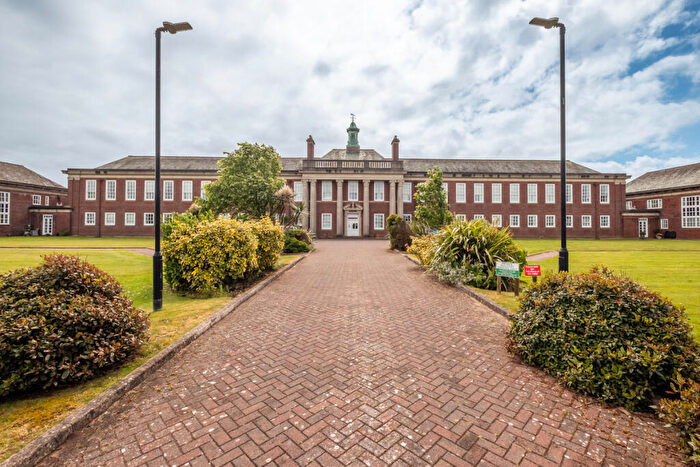 1 Bedroom Apartment To Rent In Clifton Drive South, Lytham St Annes, FY8