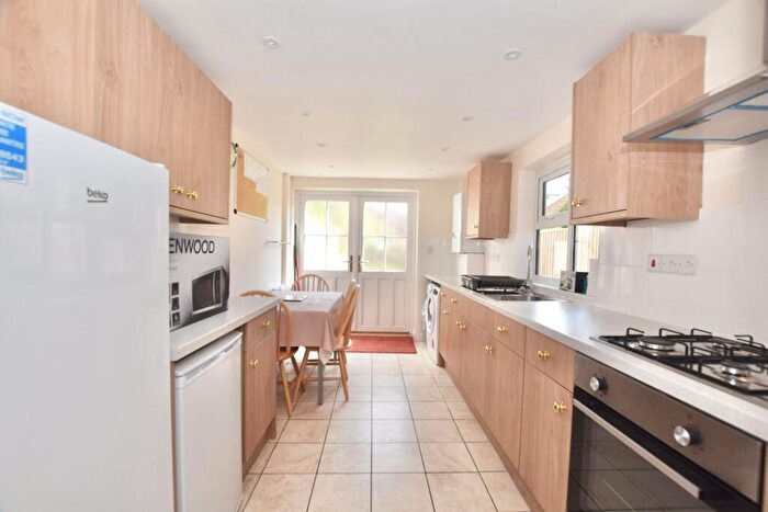 4 Bedroom Terraced House To Rent In Marlborough Road, Oxford, OX1