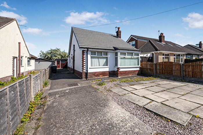 2 Bedroom Detached Bungalow For Sale In Leyland Road, Penwortham, PR1