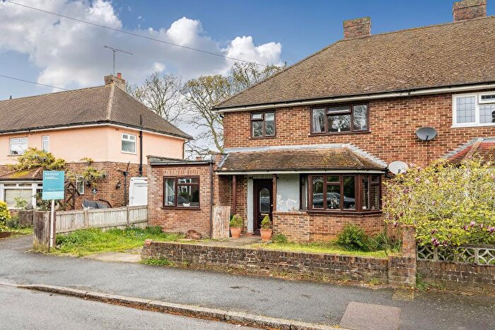 4 Bedroom Semi-Detached House For Sale In Leighton Gardens, Sanderstead, CR2