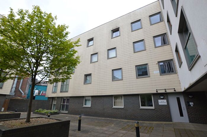 2 Bedroom Flat To Rent In Maidstone Road, Norwich, Norfolk, NR1