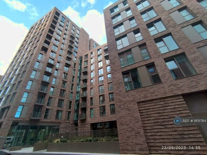 1 Bedroom Flat To Rent In Bendix Way, Manchester, M4