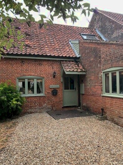 3 Bedroom Cottage To Rent In The Green, Brisley, NR20