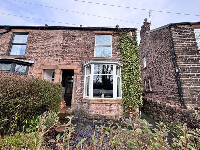 3 Bedroom End Of Terrace House For Sale In Brierley Green, Buxworth, SK23