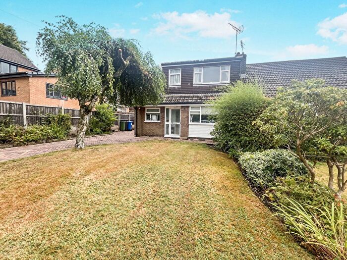 4 Bedroom Semi Detached House For Sale In Hall Close, Mottram, Hyde, Greater Manchester, SK14