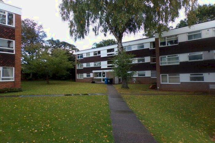 2 Bedroom Flat To Rent In Bantry Close, Birmingham, B26