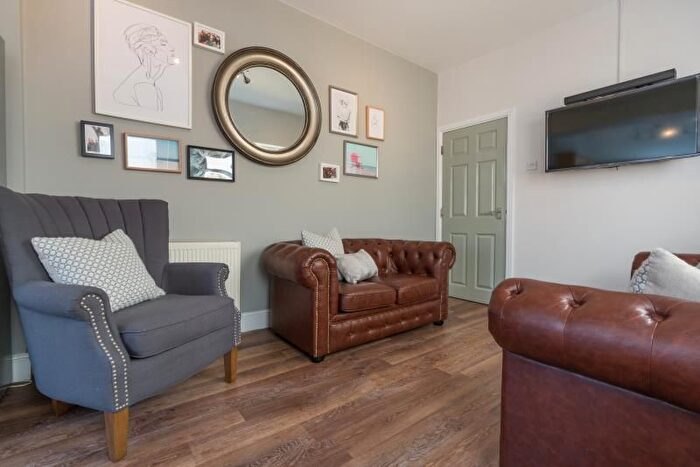 6 Bedroom Terraced House To Rent In Manners Road, Portsmouth, PO4