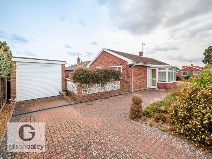 2 Bedroom Detached Bungalow For Sale In St Edmunds Road, Acle, NR13