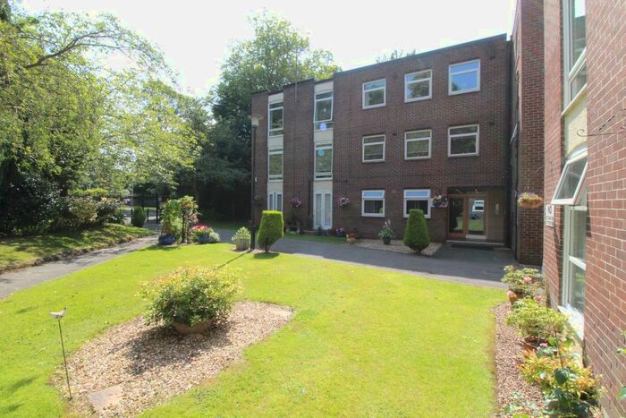 2 Bedroom Flat To Rent In Verdala Park, Allerton, L18