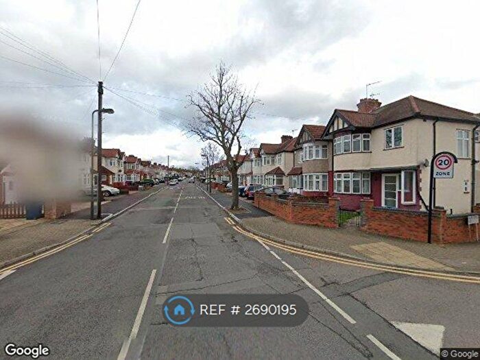 3 Bedroom Semi Detached House To Rent In Kingshill Drive, Harrow, HA3