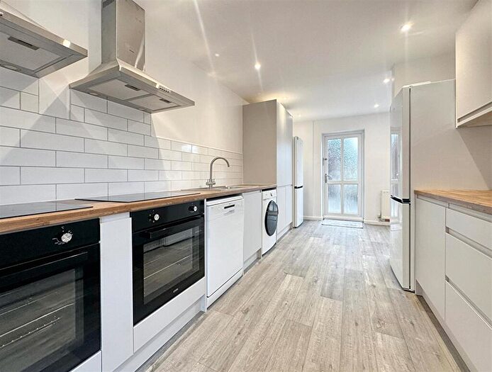 4 Bedroom Semi Detached House To Rent In Norwich, NR4