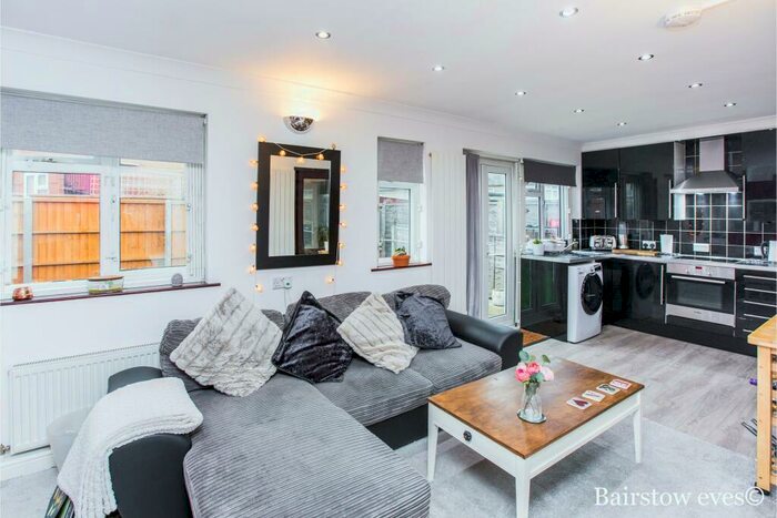 1 Bedroom House To Rent In Salisbury Avenue, Barking, IG11