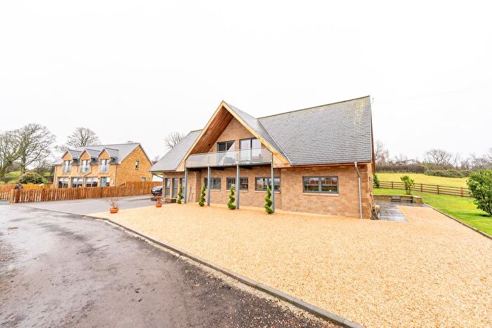 5 Bedroom Detached House For Sale In Limekilns, Millcroft Road, Cumbernauld, G67