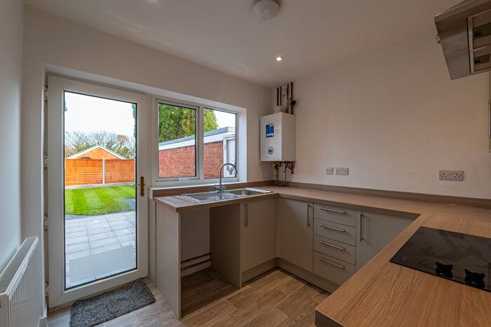 2 Bedroom Detached Bungalow For Sale In Ford Way, Rugeley, WS15