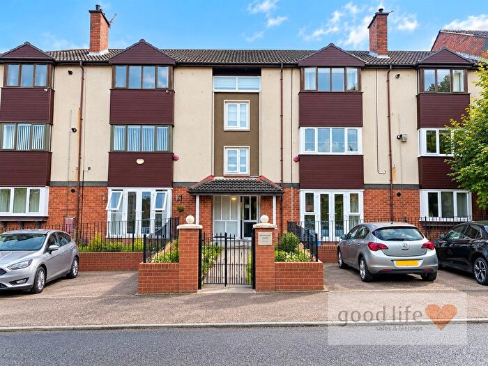 2 Bedroom Flat For Sale In Aydon House, Farringdon, Sunderland, SR3