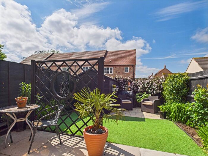 3 Bedroom End Of Terrace House For Sale In Antonius Close, Caistor, LN7