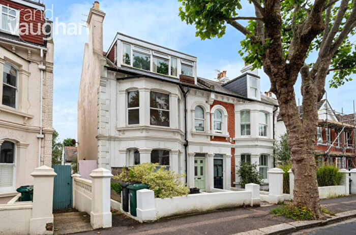 2 Bedroom Flat To Rent In Hartington Villas, Hove, East Sussex, BN3