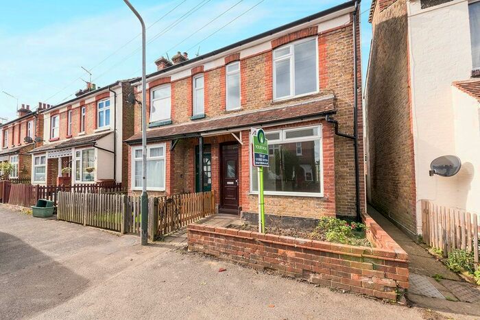 3 Bedroom Semi-Detached House To Rent In Southwood Road, Tunbridge Wells, Kent, TN4