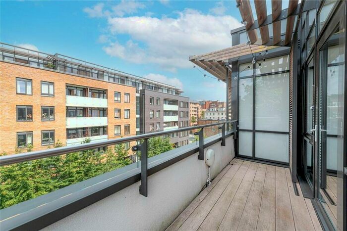 1 Bedroom Apartment To Rent In Benjamin House, Cecil Grove, St.johns Wood, NW8