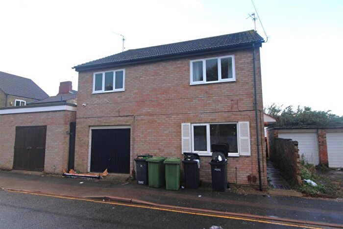 Studio To Rent In Burmer Road New England Peterborough, PE1