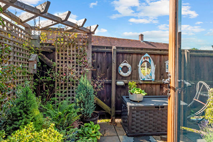 2 Bedroom Bungalow For Sale In East Burton, Dorset, BH20
