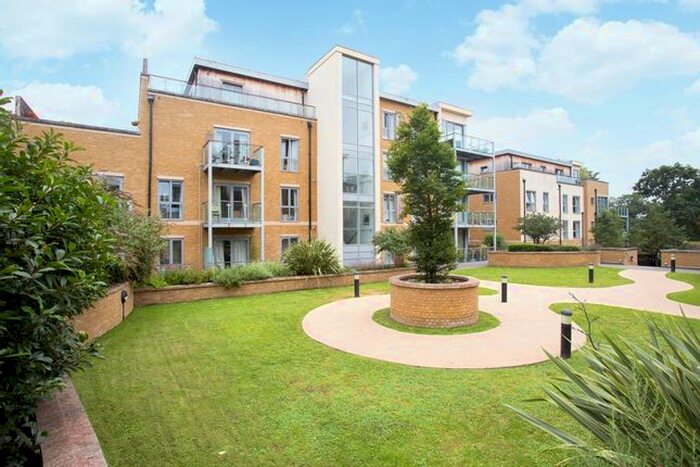 2 Bedroom Flat To Rent In Blagrove Road, Teddington, TW11