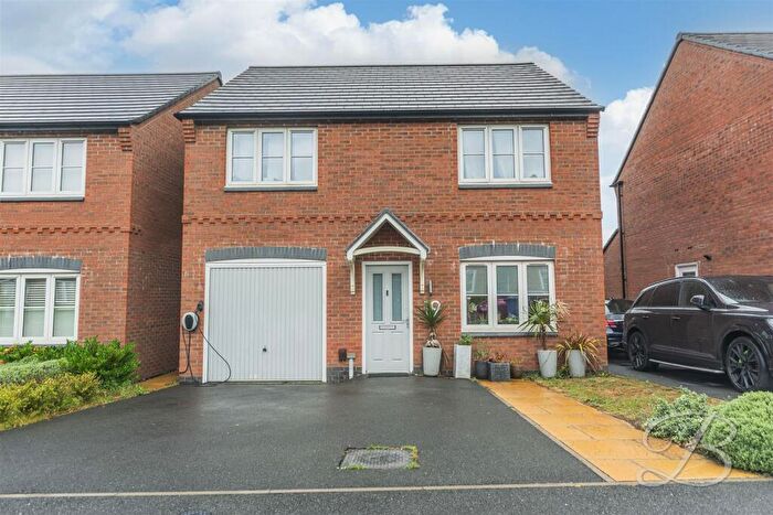 4 Bedroom Detached House For Sale In Fallow Way, Mansfield, NG18