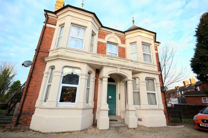 1 Bedroom Flat To Rent In Rainbow Hill, Worcester, WR3
