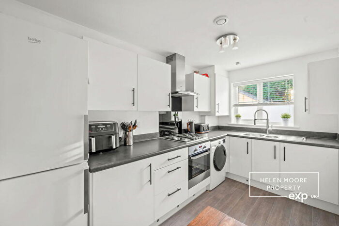 2 Bedroom Semi-Detached House For Sale In Sunnydale Close, Ivybridge, Devon, PL21