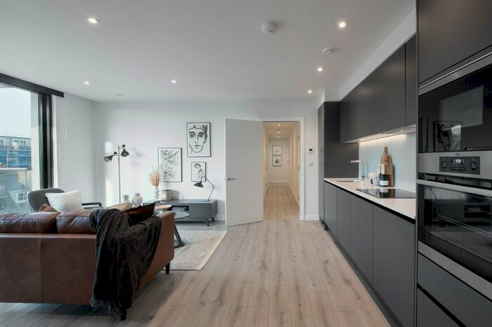 2 Bedroom Apartment To Rent In Circus Street, BN2