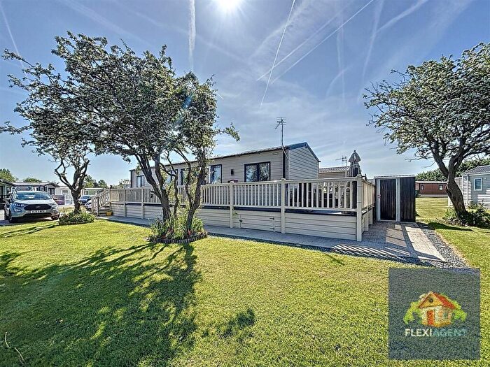 2 Bedroom Park Home For Sale In Southport New Road, Banks, Southport, PR9