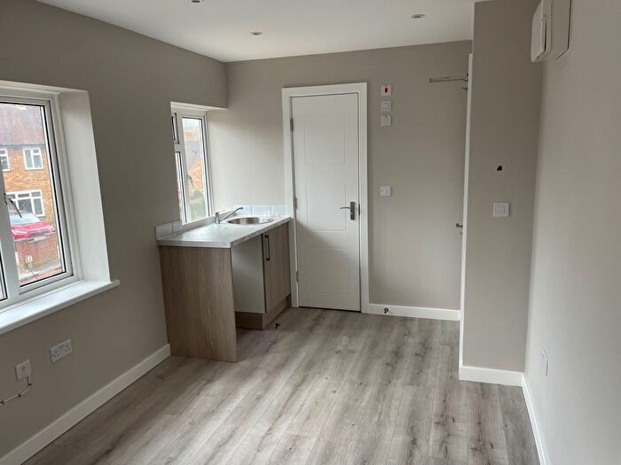 Studio To Rent In Corwell Gardens, Uxbridge, UB8