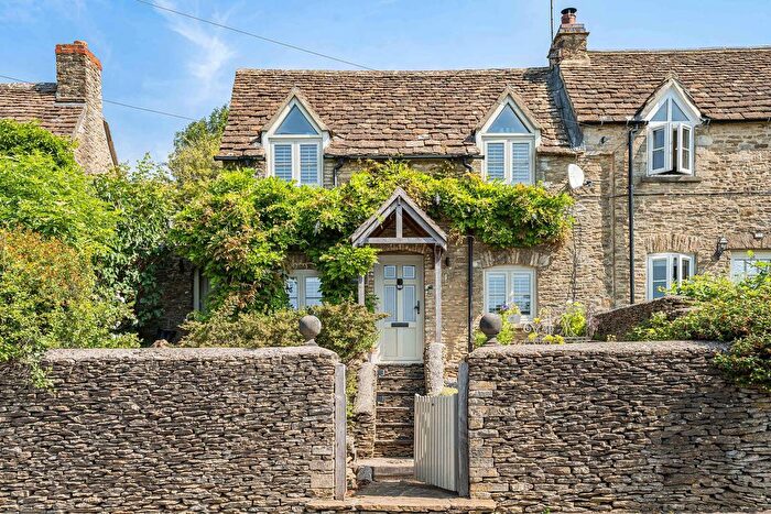 3 Bedroom Semi-Detached House For Sale In Charlton Road, Tetbury, Gloucestershire, GL8