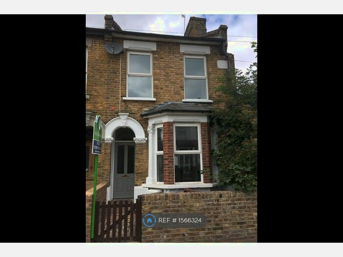 3 Bedroom End Of Terrace House To Rent In Vansittart Road, London, E7